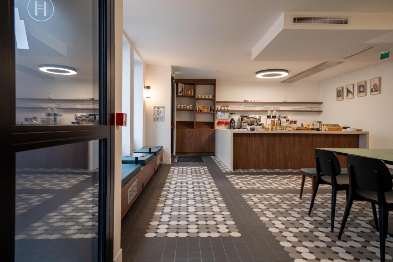 Beau M Paris Vandrarhem Exteriör bild